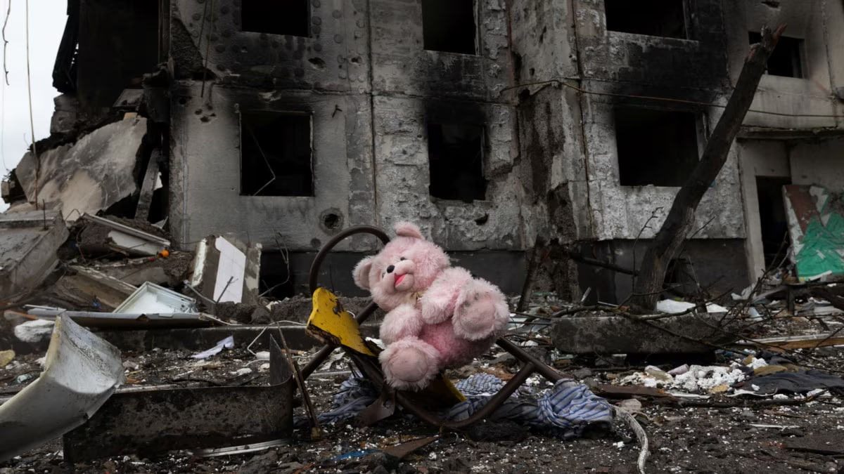 MykolaKuleba's tweet photo. Russian missiles have killed more than 550 #Ukrainian #children since the start of the full-scale invasion. Another 1,368 children were injured by shelling. Since 2014, Russian aggression has claimed the lives of more than 790 children.

Today is the Day of Commemoration of the Children who died as a result of the armed aggression of the Russian Federation against #Ukraine. We bow our heads and express grave sorrow in memory of the innocent victims whose childhood Russia stole and whose dreams will never come true.

The world must do everything possible to bring to justice every criminal involved in the deaths of our children. The #world must protect every child.

Eternal memory to little angels 🙏

📷: Internet