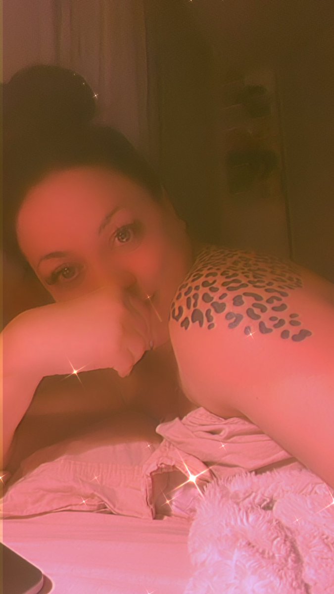 catierules's tweet photo. New tat #halfwaydone https://t.co/I9xjbQes0e