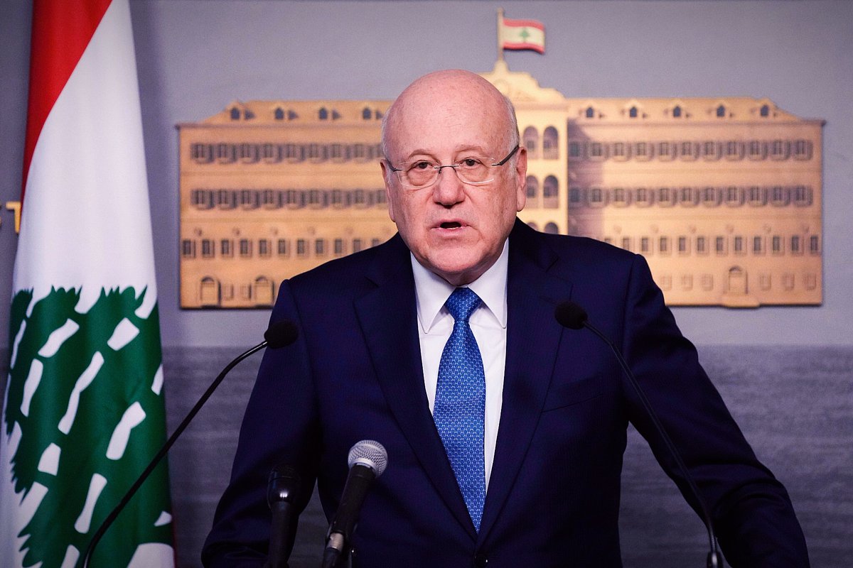 Megatron tweet media