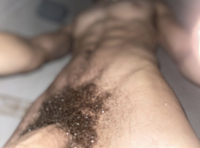 Can I be your personal fucktoy? https://t.co/kqGY1f6ur5