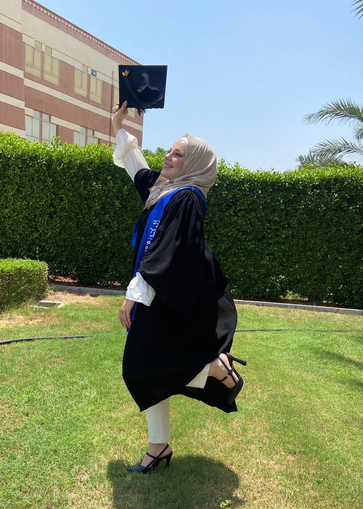 To the prettiest dentist Dana Sarraj💕 
YOU MADE IT 💃💃
-Sarraj family 🩷
#augrad