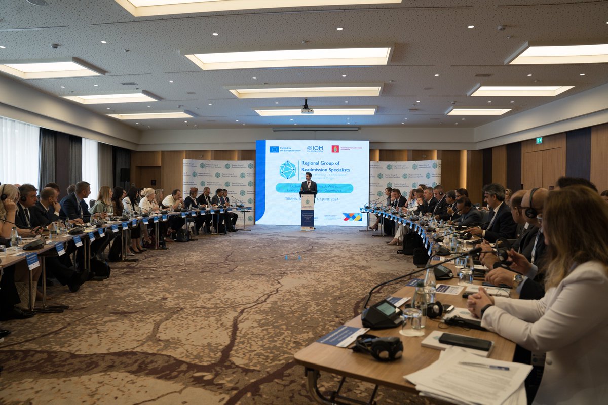 IOMWBalkans's tweet photo. Kicking off #RGRS's fourth meeting in 🇦🇱, bringing together specialists from the #WB, Bangladesh, Nepal and Pakistan.

During the next two days, exploring together ways to strengthen collaboration towards comprehensive &amp; sustainable migration governance.

@DanishMFA @EUinAlbania https://t.co/6cGueKtGvM