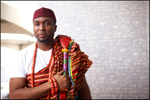 iamjodeep's tweet photo. Good Morning to my Edo Brothers and Sisters, 

Abeg, point me in the direction of someone that sells Esan Wrapper. I wan buy. The hour is upon me, you are about to gain a sibling.

Thank You. * Drops Mic * https://t.co/LGJQOExGzJ