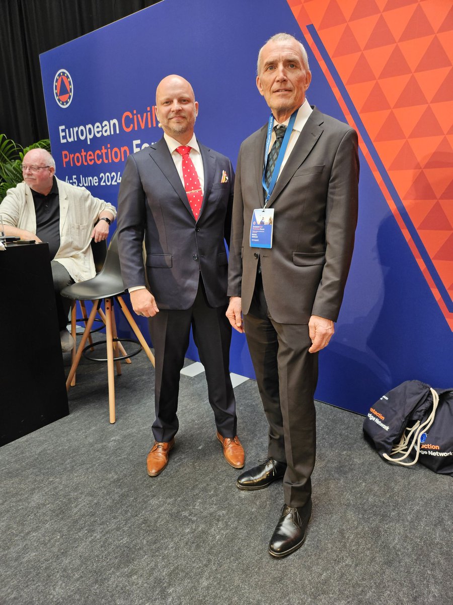 Palopäällystöliitto tweet media