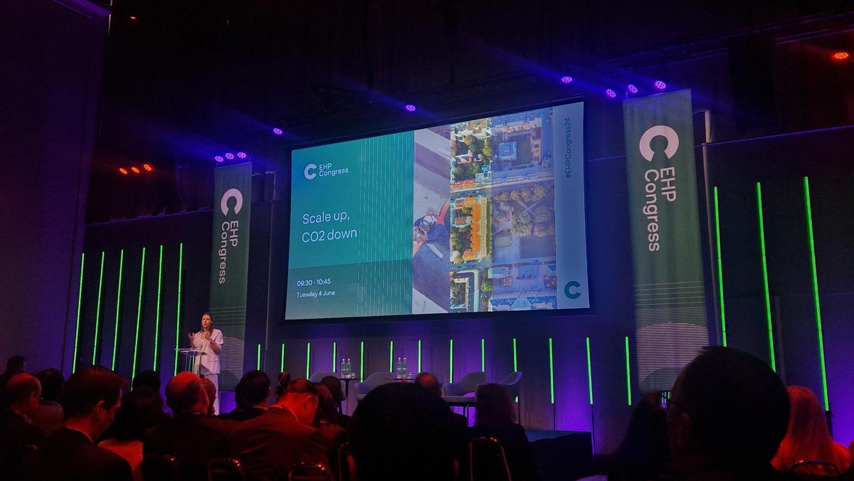 ☀️ Good morning from Rotterdam!

The #EHPCongress2024 just started with a warm welcome from Euroheat&amp;Power President Janne Kerrtula and Managing Director Aurelie Beauvais.

Let's talk about #districtheatingandcooling, #renewablenergy and #wasteheat 🙌