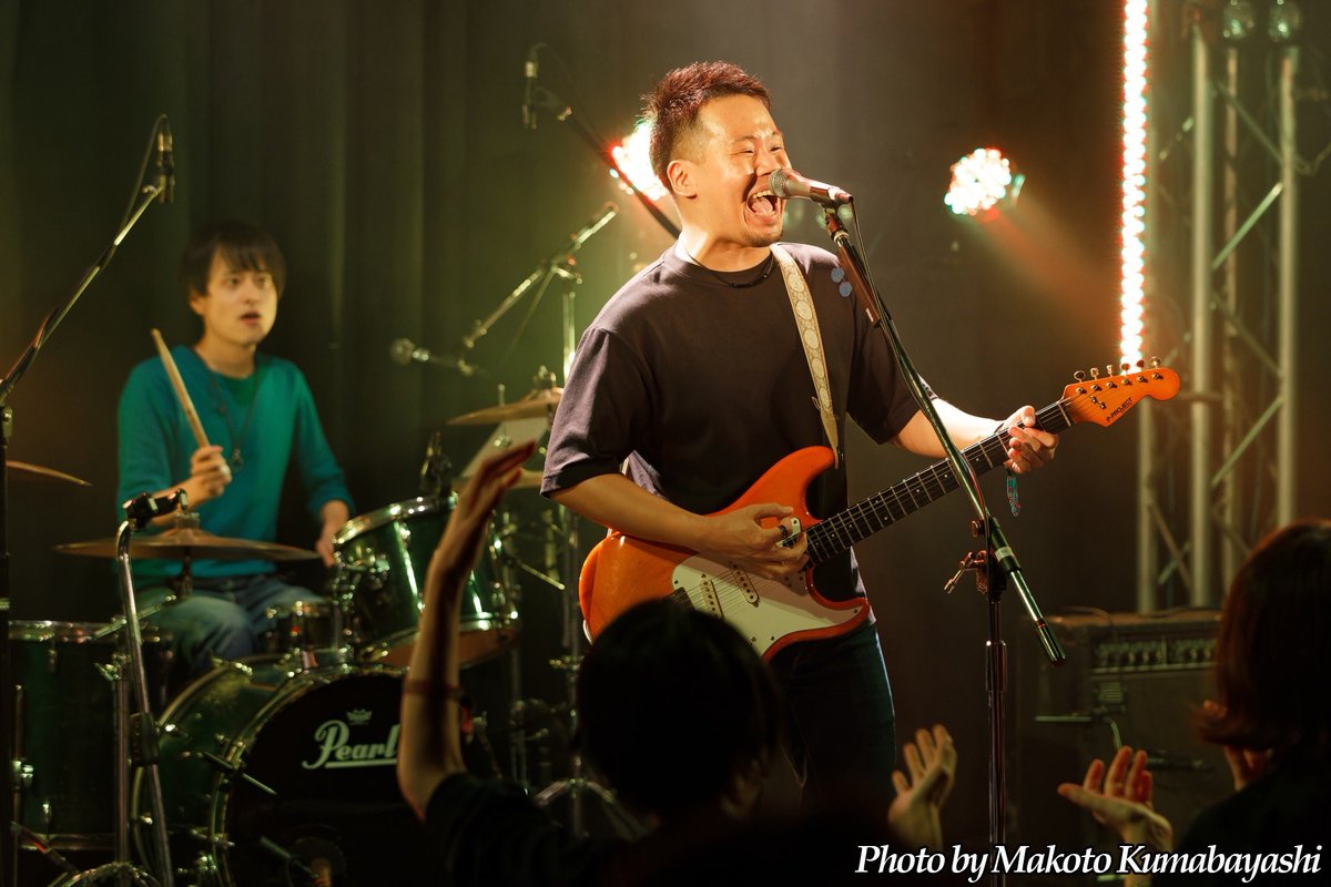 makkocchan_919's tweet photo. 【2023/11/18『UNIONFIELD 10th Anniversary LIVE HOME10』DAY1】
moleメインステージよりqueueb その3
メンバー:薬師寺(vo&gt)、亀井(gt)、アベ(ba欠席)、山本研人(ds)
(タイムテーブルにアップロードOKの方のみのSNS公開です)
#UNIONFIELD
#HOME10
#queueb
#公式カメラマン
#makotos_photo https://t.co/ScxJAcoKIX