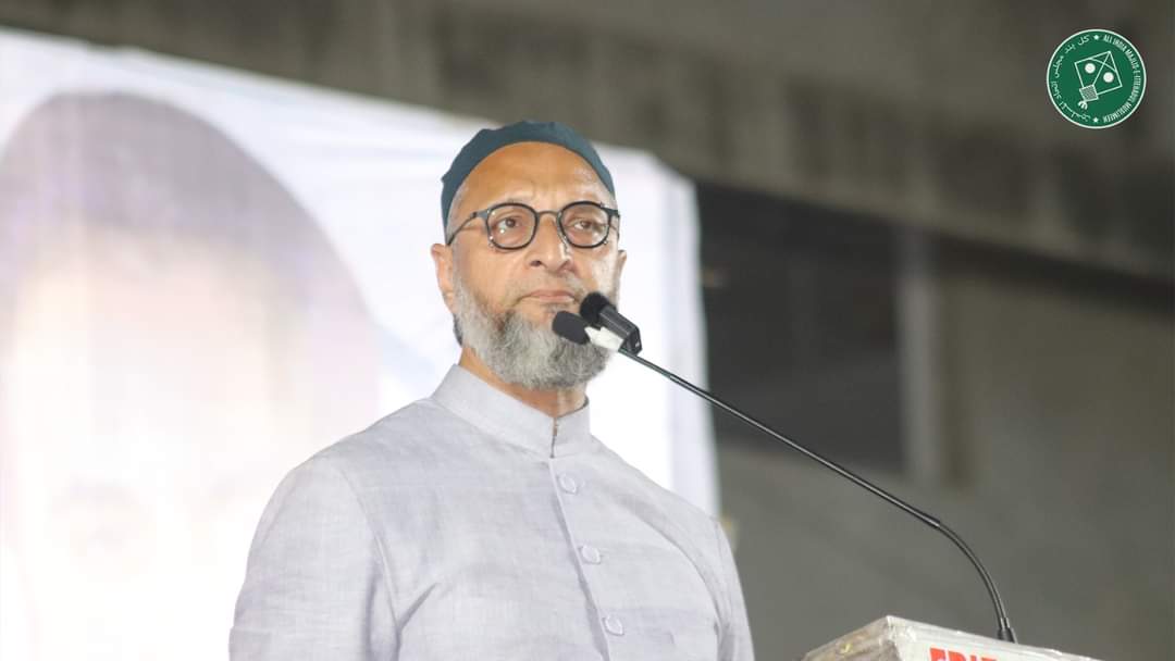 हैदराबाद लोकसभा सीट से AIMIM के असदुद्दीन ओवैसी साहब को जीत की ढेरों बधाई 💐
सायद लता जी ने उड़ता तीर ले लिया 
 <a href="/asadowaisi/">Asaduddin Owaisi</a>