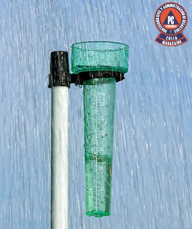 MeteoZuliaReal's tweet photo. #Meteodato #4Junio2024, 06:00 HLV
Precipitaciones fuertes con actividad eléctrica y ráfagas de viento sobre Maracaibo, dejaron un acumulado de 27 litros de agua por metro cuadrado en mi pluviómetro https://t.co/tIotL6jS5r