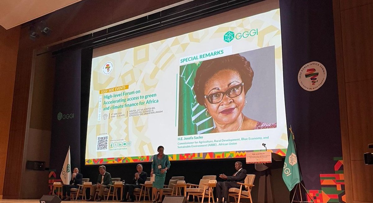 JosefaSacko's tweet photo. Honored to speak at the High-level Forum on Accelerating Access to #Green and #ClimateFinance for Africa at the Korea-Africa Summit at the #GGGI Side Event . We need to decisively address the issue of #climatefinance at next UN Climate Change Conference (@COP29_AZ) as we embark on this transformative journey towards sustainability and economic prosperity for our continent. 
I also commend the great partnership with the Republic of #Korea  and Korea’s commitment to act as a catalyst for sustainable growth and shared well-being on a global scale, with special attention to African regional needs.