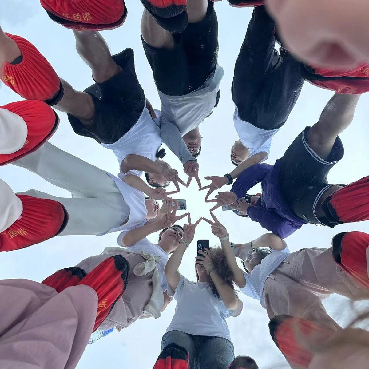 ORCATORCH's tweet image. Happy anniversary vacation to us! 😎
We just got back from the most wonderful team vacation in Qingyuan, It was definitely a time to remember, filled with laughter, adventure, and unforgettable memories together.
#orcatorch #divegear #teamvacation