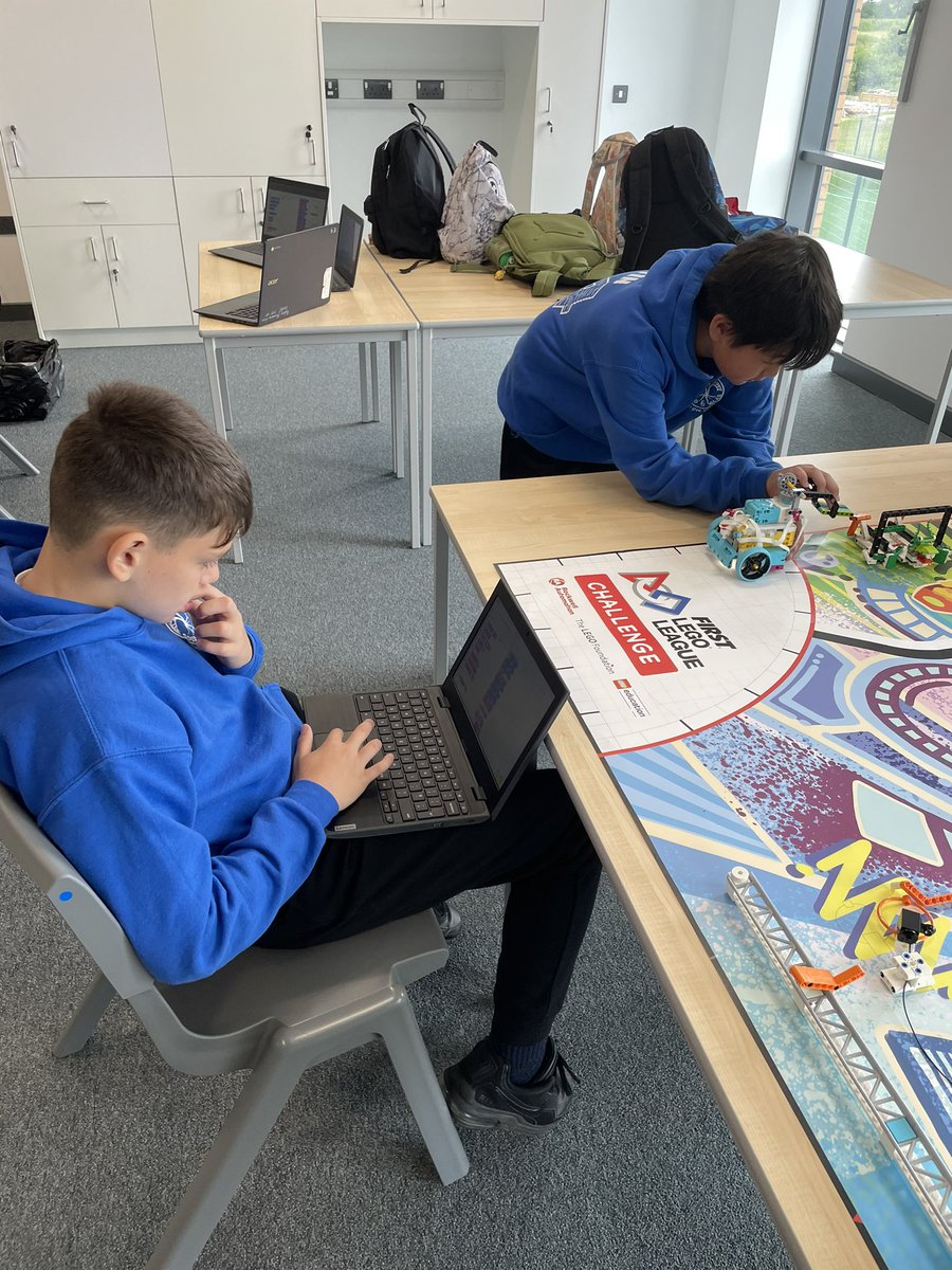 Coed Glas Year 6 tweet media