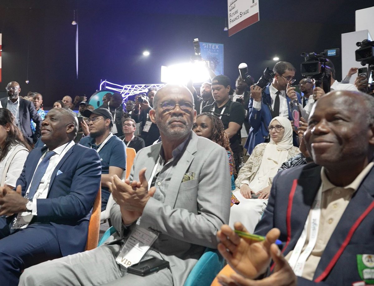 DidierSimba's tweet photo. 🌍✨ [RETOUR EN IMAGE] du @GITEXAfrica 2024 !

J’ai eu l’immense honneur de donner le discours d’ouverture sur la #cybersécurité lors du #GitexAfrica le 29 mai 2024 à #Marrakech au #Maroc 🔒💻

#Innovation #Collaboration #TechAfrica #DidierSIMBA #CESIA #DSTrust https://t.co/VufdIiyqQB