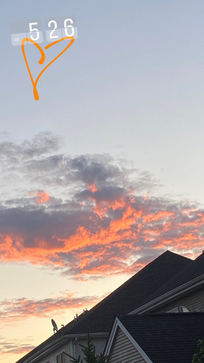 jerseygolden's tweet image. 😍 #sunrise 🌅 #catchit #beforeitsgone #thankful 💚