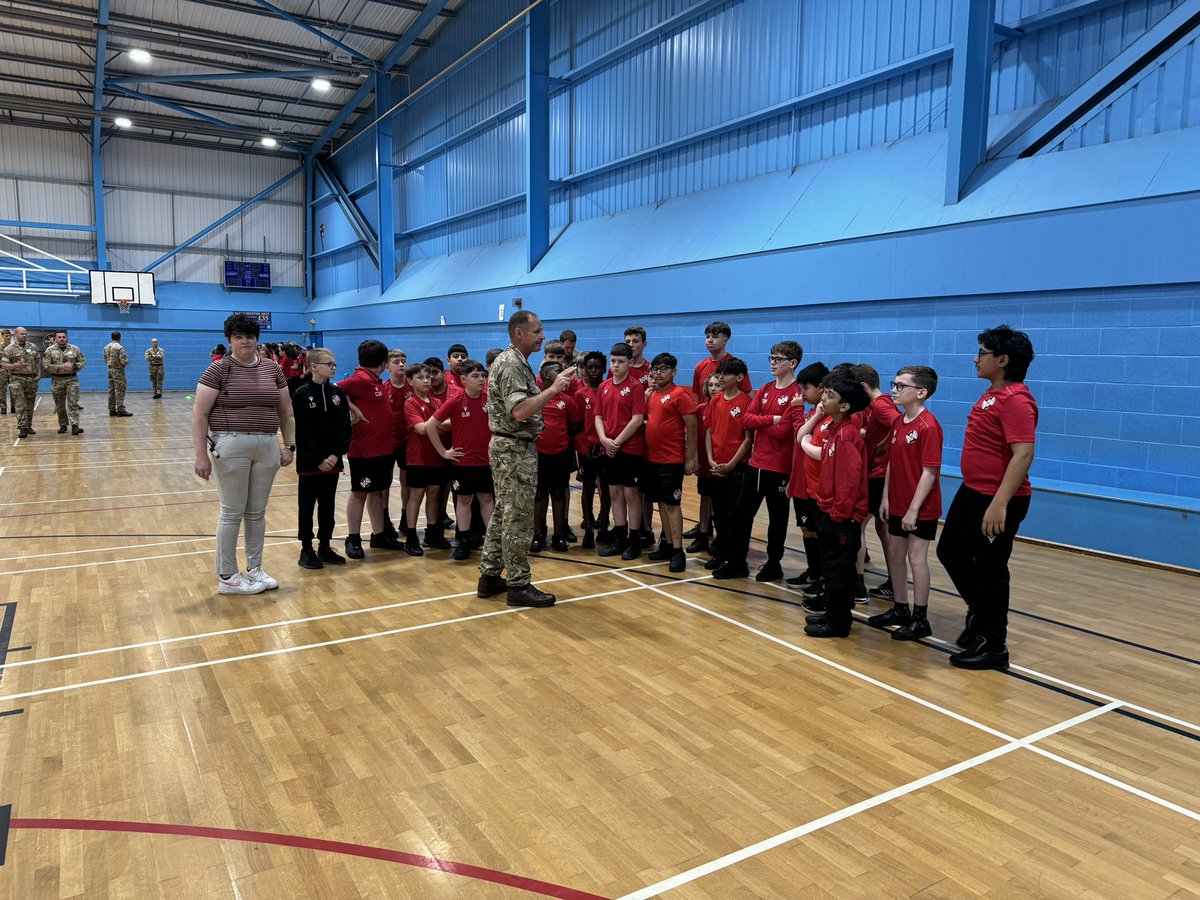 Philips High PE tweet media