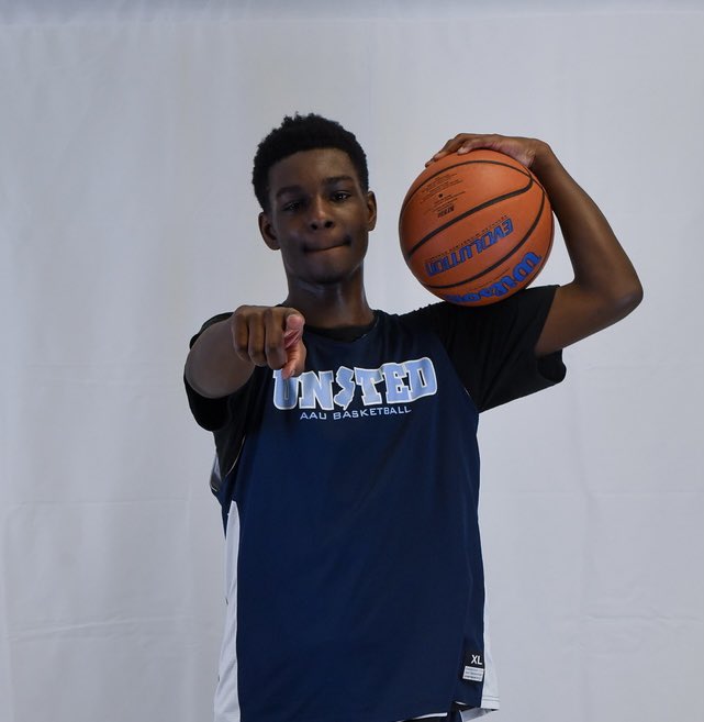 unitedNJaauboys's tweet photo. 17U Select cruise 59-28 g1 win v Underrated Ballerz at  @TheHoopGroup NJ Summer Jam Fest. Lucas Rollan, Jacob Carmona, Will Weckesser, Grayson Roper, Darren Bush, Pat O’Boyle, Dyson Adams, Rams Binns, Connor Herring, &amp; Richard Damiani played well. 🔵⚪️ https://t.co/0WJkrnThXw