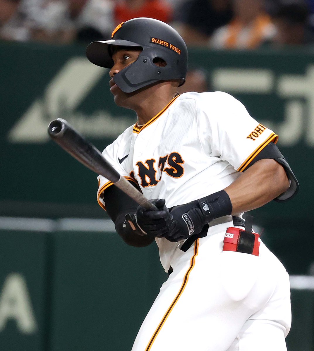 TokyoGiants's tweet photo. 【一軍】 
 #巨人🆚#ロッテ（#東京ドーム） 
(三回）巨 13-2 ロ

先頭 ＃ヘルナンデス 選手から、＃丸佳浩 選手まで9者連続安打で一挙7得点👏‼️
さらに1死満塁から ＃岡本和真 選手 、＃立岡宗一郎 選手の適時打で、この回11得点✌️😆✌️

試合は #GIANTS_TV で生配信📺
https://t.co/FofwTRWprD

#新風 https://t.co/UT9TLAWETU