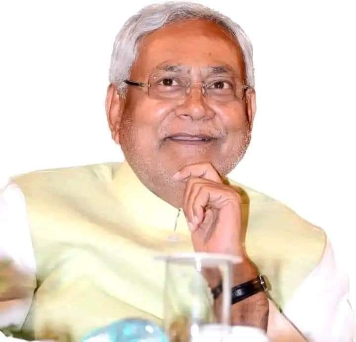 dr_rupeshraj's tweet photo. आदरणीय श्री नीतीश कुमार @NitishKumar
जी के लिए एक लाइन और यहीं एकमात्र सच्चाई हैं 👇🏿👇🏿👇🏿

You can Love him, You can Hate him but You can’t Ignore him 🥰

#NitishKumar #Bihar #LokSabhaElection2024 https://t.co/Ne8a9sHlwp