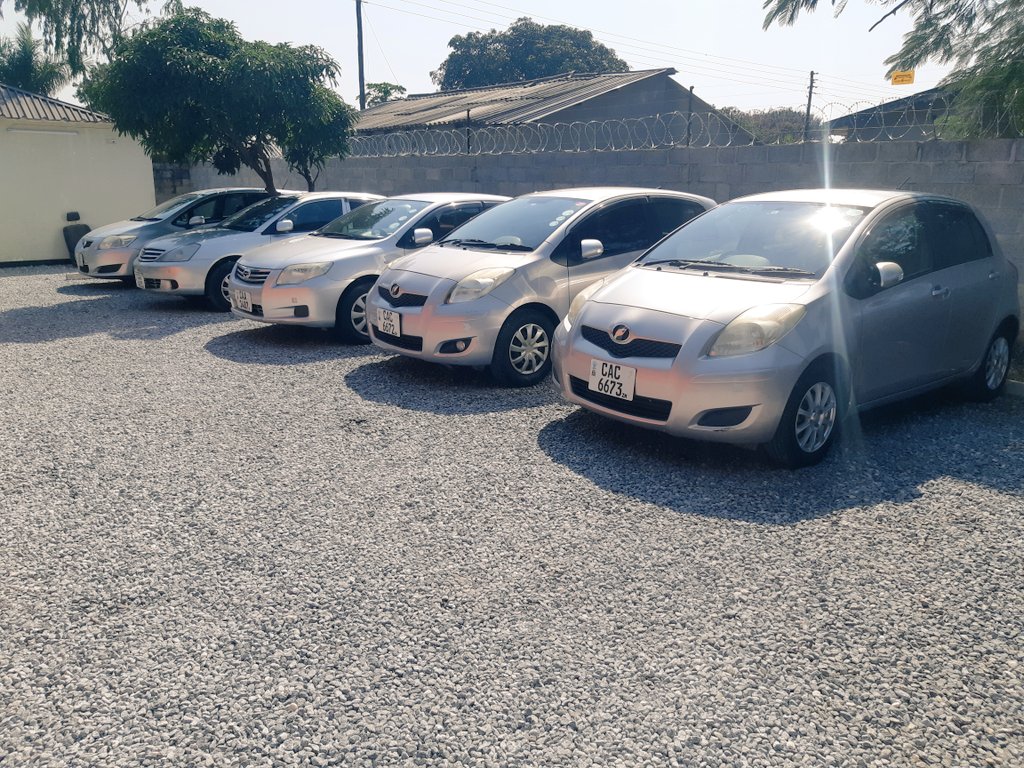 Unclemomo_'s tweet photo. KINDLY HELP RT 🙏🙏🙏

Looking to hire a vehicle within Zambia? Look no further than Lyft Car rental.
We have offices in Lusaka, Kitwe and Ndola.

Give us a call on 0973660020
#carhire @AgovaSV @Ipsos https://t.co/Jl4yd7gdNj