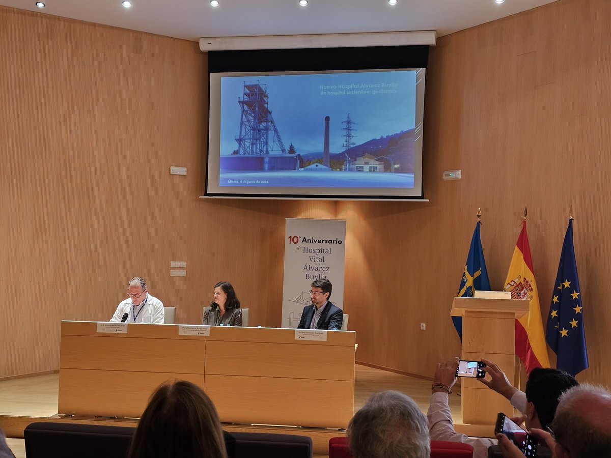 DecanoMinas's tweet photo. 10° Aniversario Hospital Álvarez Buylla y la Red de calor de energía geotermica que abastece las instalaciones desde el Pozo Barredo.
#geotermia #sostenibilidad #energiasrenovables #hunosa https://t.co/eADyJmAMaQ