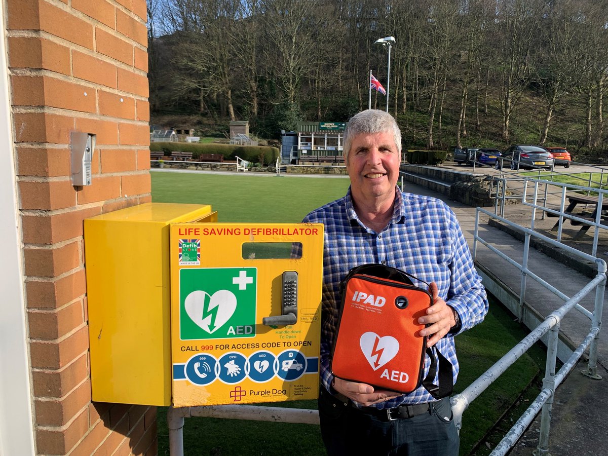 CalderdaleFound's tweet photo. Waiting for paramedics to arrive can feel like a long time. But if you have access to a defibrillator that works in the meantime, you could save a life.
https://t.co/Yb5IdsiHkq

If it needs a new battery or pads, the Community CPR Fund will help. Email neil.davidson13@outlook.com https://t.co/5hi8iV5B9F