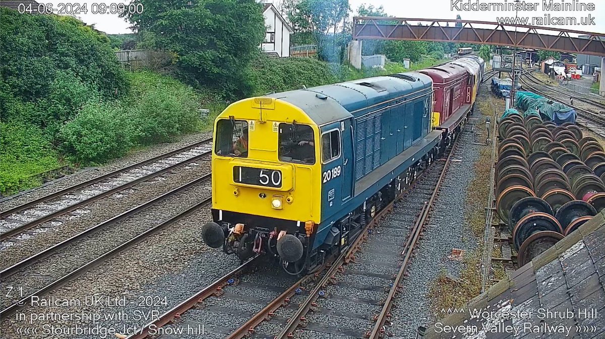 railcamlive's tweet image. 📢Gala guests on the move today, as @railadventureen operated #Class20 20189 &amp;amp; 20142 escort #Class50 50033 &amp;amp; #Class46 D182 (0Z20) to the @WSomRailway for their Summer Diesel Festival (6th-8th June).

ℹ️Info, Tickets &amp;amp; Timetables at tinyurl.com/59dxtjws

@WizzerTweet