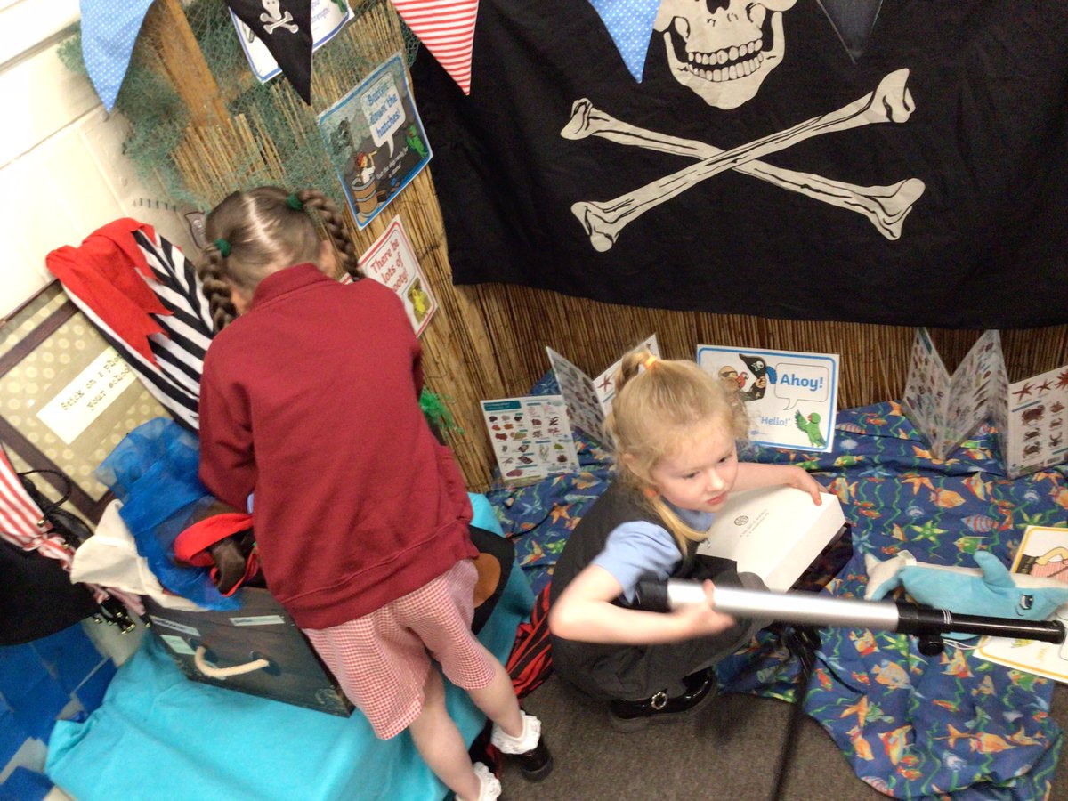 StBedeSacriston's tweet photo. Shiver me timbers!!!Class 1 have started their new topic all about Pirates!! Today we have been writing our own sentences about what a pirate might see through their telescopes. We had some amazing ideas! ##independentwriting https://t.co/28r0zEUwLK