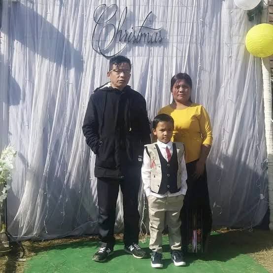 EstherEimi's tweet photo. 🕊️𝐋𝐄𝐒𝐓 𝐖𝐄 𝐅𝐎𝐑𝐆𝐄𝐓 🕊️ 

On the tragic evening of June 4, 2023, the life of 7-year-old Tonsing Hangsing was cut short as an  ambulance, under police escort, fell victim to a Meitei mob's assault and was engulfed in flames in Imphal West's Iroisemba. 
Meena Hangsing, a Meitei married to a Kuki man, and Lydia Lourembam, a Meitei,were on a desperate journey to a hospital in Imphal with little Tonsing, who had suffered a gunshot wound to the head from Meitei militants. 
The heart-wrenching culmination saw all-three, including the innocent child, perish in the fiery inferno within the ambulance. 
This devastating incident lays bare a painful truth - Meiteis, driven by animosity towards the Kuki community, are willing to perpetrate violence even against their own kin.
#ManipurViolence #MeiteiAtrocities #MeiteiWarCrimes