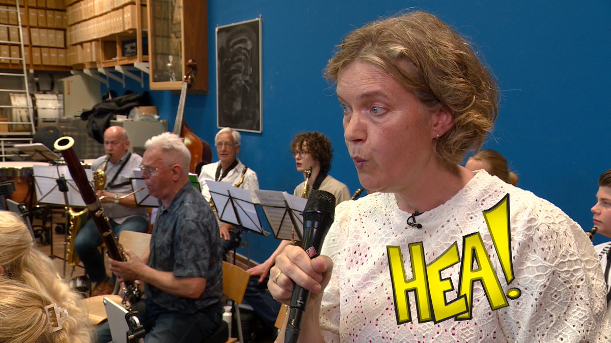 Suzanna Hoeksma út Kleaster-Lidlum fluitet har hiele libben al en dat nimt profesjonele foarmen oan. Se docht as iennichste Europeaan mei oan it WK keunstfluitsjen yn Japan.#HEA! #omropfryslan #kunstfluiten