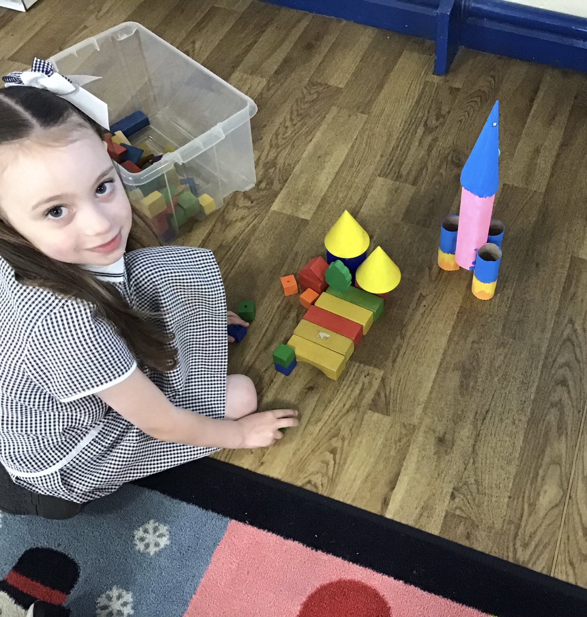 olgheyfs's tweet photo. The children have been naming shapes and their properties whilst making rockets linked to our topic on Space. #OLGHeyfs #OLGHmaths #shape #imagination #Space #rotate #compose #decompose #manipulate #spatialreasoning https://t.co/L7pcq32nhI