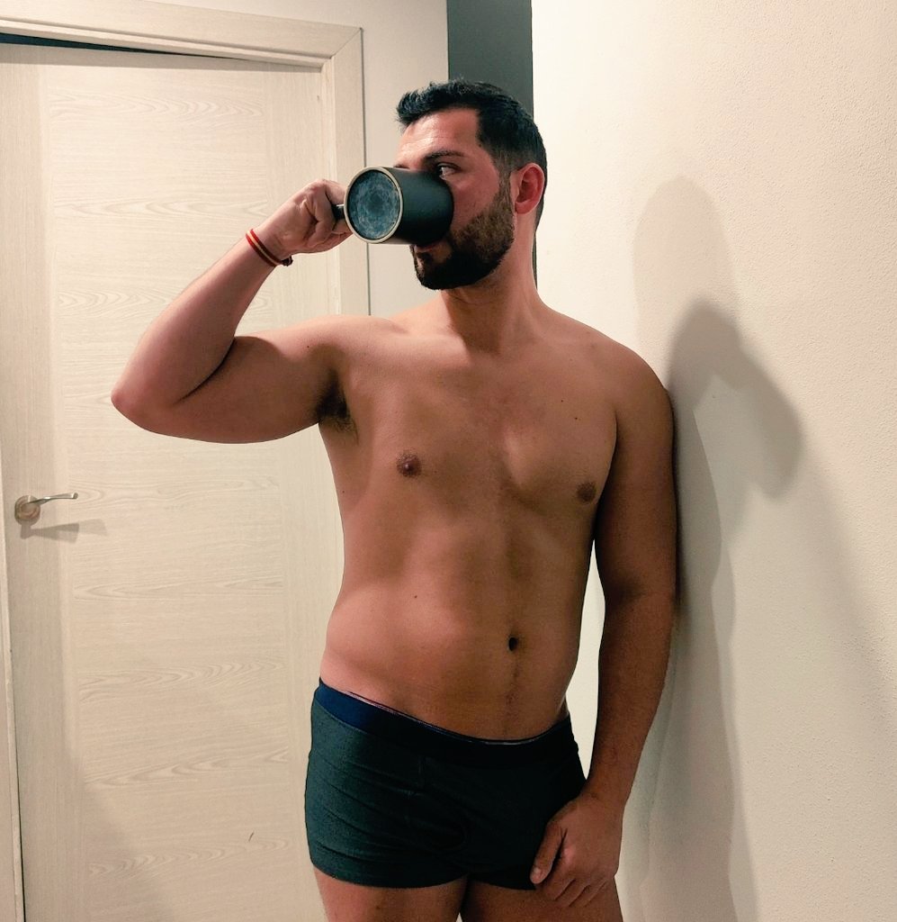 Legionarioequis's tweet photo. Buenos días! 

Hoy estaré disponible a lo largo del día para hacer shows privados y contenido personalizado por Telegram https://t.co/eF9bLVWUCs 🔥. También tengo un grupo de Telegram en el que subo contenido gratuito: https://t.co/qCmPsV1OmM . 

¿A qué esperas? 😈 https://t.co/223Pb0Ac3p