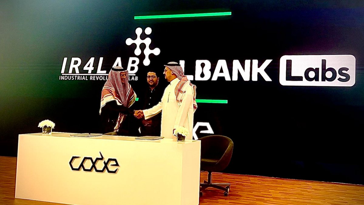 IR4Lab's tweet photo. During the activities of the #LEAP2024 conference, an MoU between #IR4LAB, a portfolio company of #Saudi #Aramco, and #LbankLabs, a dynamic #Web3 venture capital firm, Lbank Labs manages a $100 million fund and operates a fund of funds #network exceeding $1.2 billion.

@McitGovSa https://t.co/wVn0o4I2W1