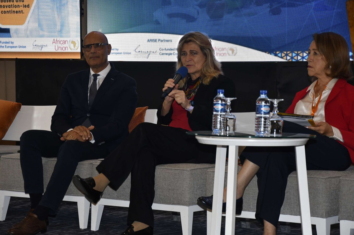 Global cooperation in research &amp; innovation isn't a luxury; it's a necessity.

 AAS President Lise Korsten emphasized equitable partnerships &amp; mutual benefit as key to tackling global challenges like climate change &amp; health crises. 

#ARISE2024 #AfricanScience
