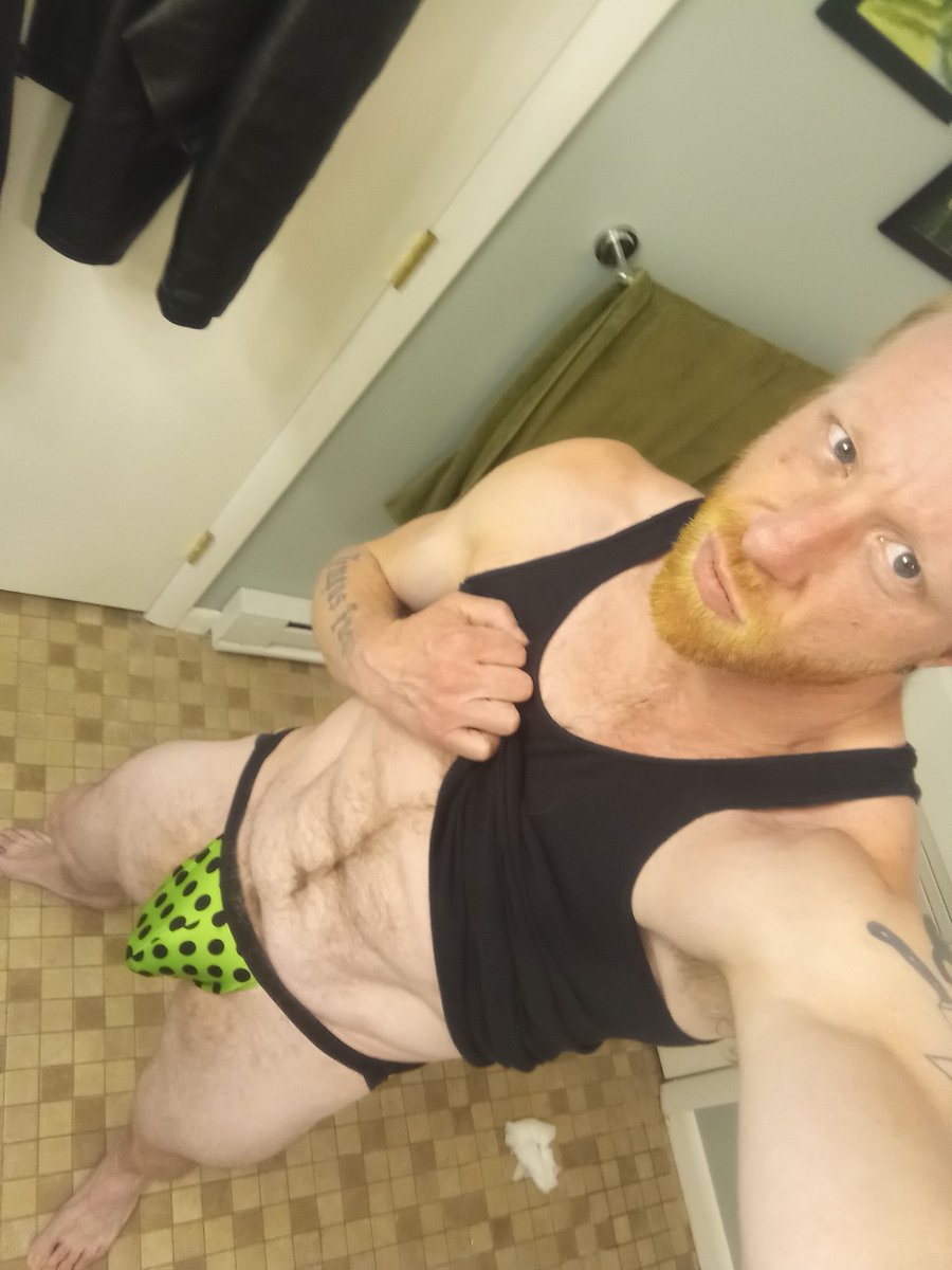 harrisonxox30's tweet photo. It's def jock season here in New England. Anyone want to wrestle me, if I pin you what do I get 🔥😈🍆💦
#daddy #nsfw #ginger #otter #bidad #jock #daddyfun ⏬⏬⏬⏬⏬⏬
https://t.co/H2WubPUyxG https://t.co/IvnLTxIcSi