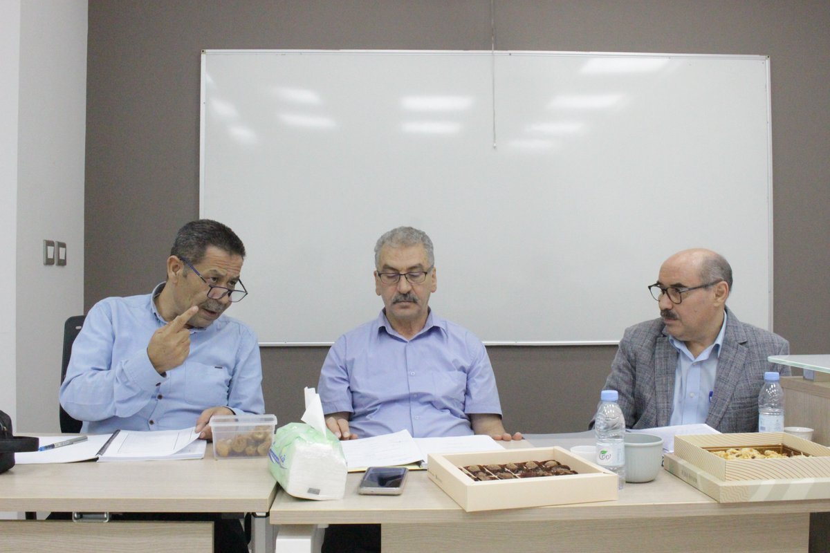 ArabEastCollege's tweet photo. كليات الشرق العربي تبارك للطالب : عبدالملك بن مشاري الحمود قبول رسالته في ماجستير القانون الخاص ونسأل الله له التوفيق. https://t.co/KyNWjUMT5l