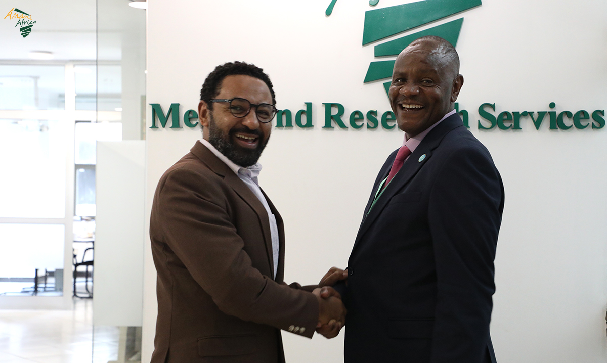 Amani Africa (@africa_amani) on Twitter photo Today Amani Africa had the pleasure of welcoming  Brig. Gen (Rtd) Paul  Kahuria Njema, Director
Eastern African Standby Force <a href="/EASF4Peace/">EASF</a> , Comm. Ali Said Bacar, Head of Police and Vincent Didon, Head of the EASF Liaison Office to the AU. We discussed conflict prevention and Today Amani Africa had the pleasure of welcoming  Brig. Gen (Rtd) Paul  Kahuria Njema, Director
Eastern African Standby Force <a href="/EASF4Peace/">EASF</a> , Comm. Ali Said Bacar, Head of Police and Vincent Didon, Head of the EASF Liaison Office to the AU. We discussed conflict prevention and
