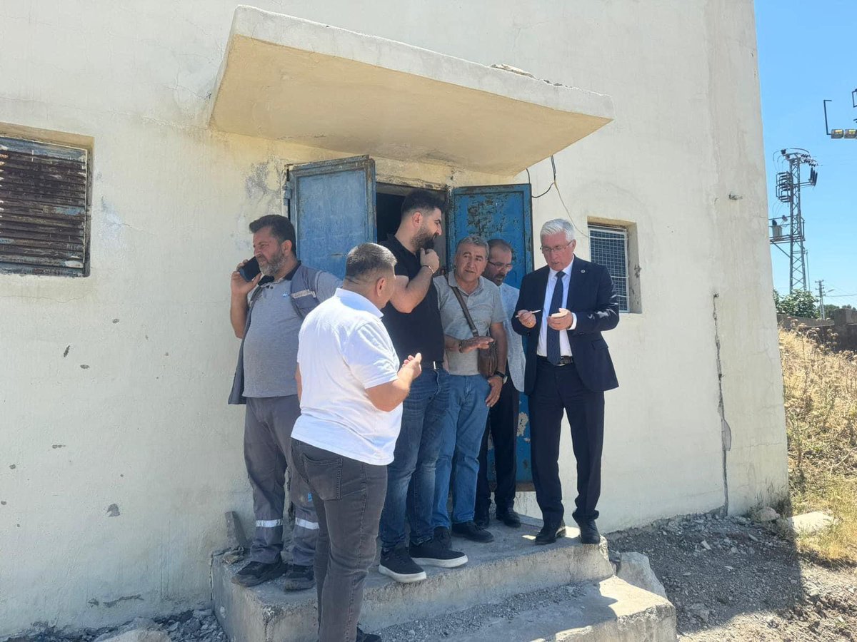 TCPazarcikBel's tweet photo. Belediye Başkanımız Av. Haydar İKİZER, Narlı mahallemizde bulunan içme suyu kuyusunun arıza vermesi bir diğerininde elektrik kesintisinden dolayı yaşanan şikayetlerin gelmesi üzerine İlçe Başkanımız Bayram Kunduru, Kaski Pazarcık Şube Müdürü Ökkeş Çam ve Mahalle Muhtarlarımız ile https://t.co/TsQaP7dxnv