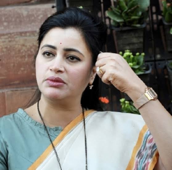 मस्जिद के सामने नाटक बाज़ी नहीं करने का !
 15 second का जुमला नहीं बोलने का।