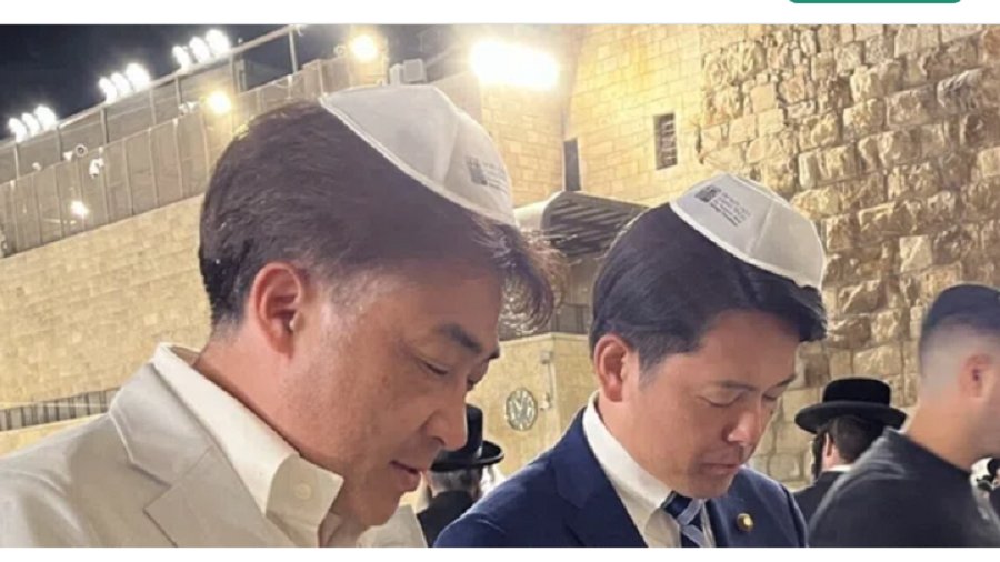ParsTodayja's tweet photo. 🗾岐阜市長、5日間公務せずイスラエル訪問 15万ドル救急車供与
明石氏と柴橋市長、柴橋氏とともにクリスチャンの政治家団体「#オリーブの会」を立ち上げた五十嵐義隆氏の3人と匿名の他2人の5人が、先月27日から31日までの日程でイスラエルを訪問しました。
#IsraelisATerorrist #FREEPALESTİNE https://t.co/ryKJQxS0VE