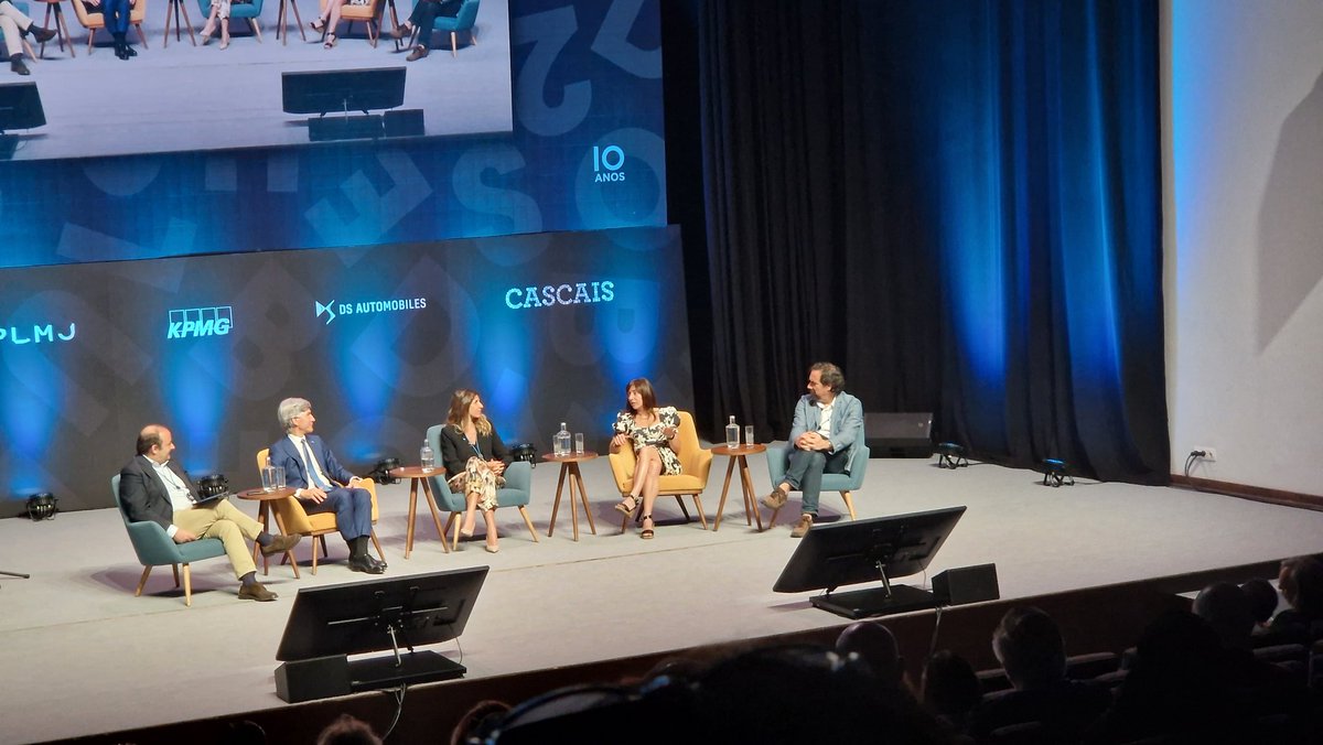 MastercardPT's tweet photo. Na conferência "Clube dos 52" do @observadorpt, @Masaldanha da #Mastercard destacou as novas tecbologias como uma oportunidade para Portugal, pelo talento que sai das nossas universidades e por sermos reconhecidos como early adopters https://t.co/dnIYbouxCi
