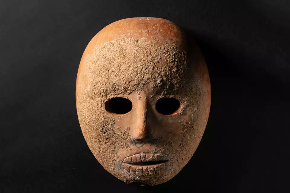 IsraelHayomEng's tweet photo. Rare stone mask from 8th millennium BCE uncovered on Mount Hebron
https://t.co/SjXtUiMyG4
(Photo: Israel Museum)
#Israel #IsraelMuseum #archaeology #stonemask #history https://t.co/SqFULm6Tyi