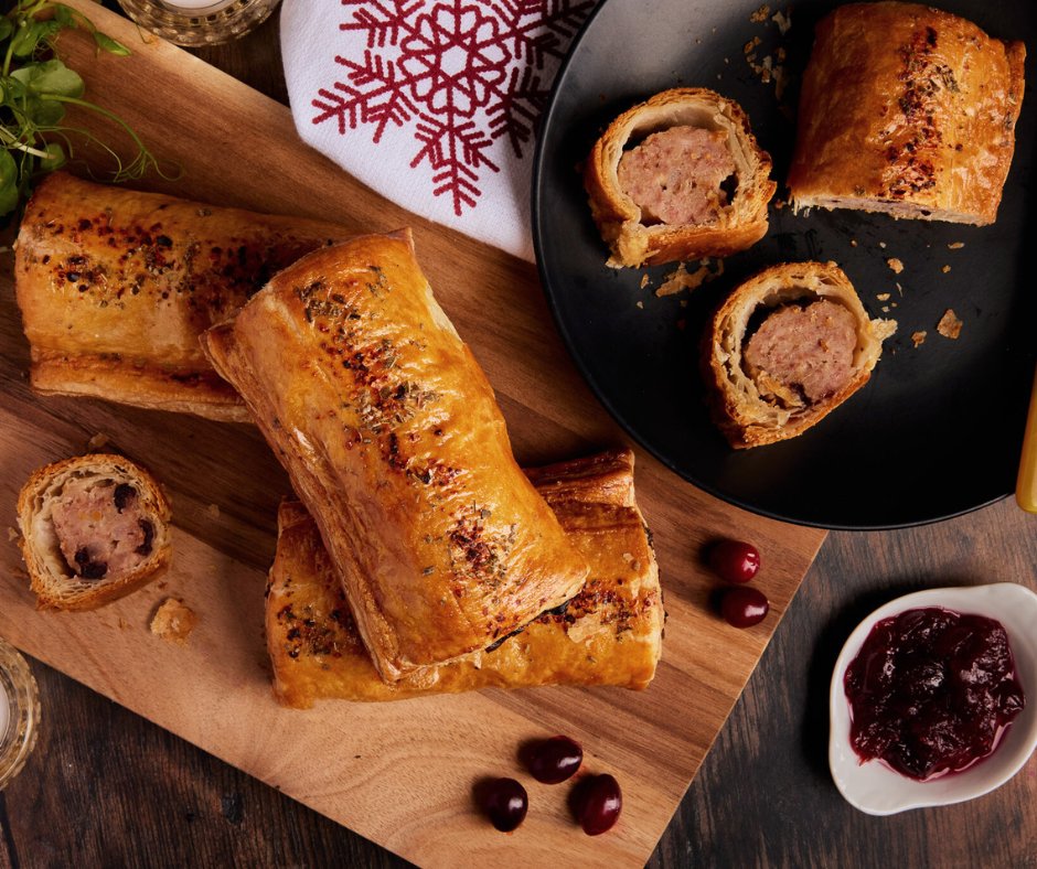 ✨Happy #NationalSausageRollDay!✨

With over 15 handmade varieties, including our best-selling Hog Roast Roll and delicious vegan and vegetarian options, we have something for everyone!

theoriginalbaker.co.uk/pages/rolls

#sausageroll #artisan #handmade