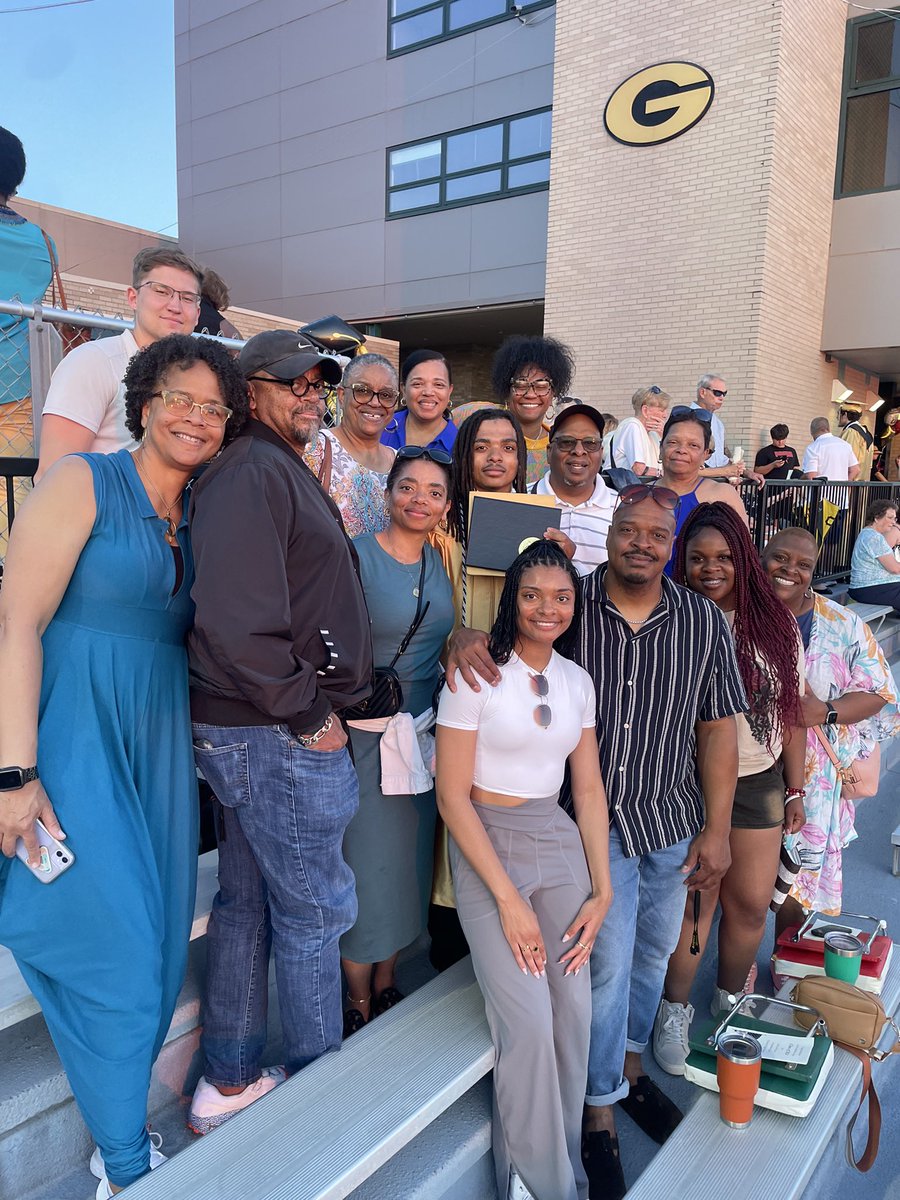 Dennis Biggs, Jr. tweet media