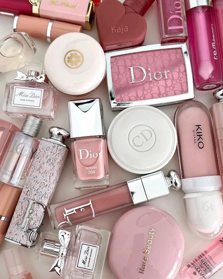 wearemakyap's tweet photo. Pembenin en güzel tonu aksini iddia eden çıkmaz🩷🌸🎀👄 https://t.co/UeGrM6OHhx