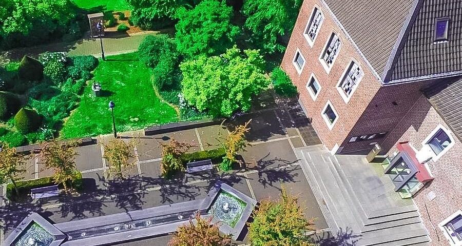 NEWS_KR_HS's tweet image. Gemeinsamer Alkoholpräventionstag der Schulen in Wegberg: Ein starkes Zeichen gegen Alkoholkonsum 

heinsberg-magazin.de/2024/06/04/gem… 

#Alkoholpräventionstag #Schule #Wegberg #Sozialarbeiter #Polizei #heinsbergmagazin #news4kids #StadtWegberg #Suchtbeauftragte