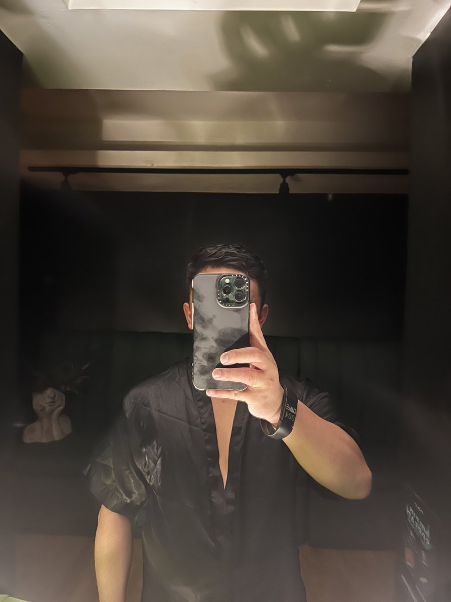 tee_bare's tweet photo. Hoping to relieve my stress for the past two days! June has started with a heavy blow. Good thing @TheCaveSpa is quite close and easy to run to. 💪🏼
#WeekdayGetAway https://t.co/9ykxu07hb2