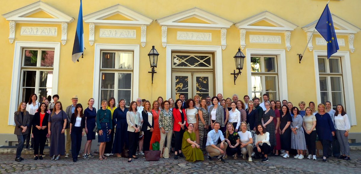🏁 And that's a wrap of another enriching #ENOCSeminar2024👏

Grateful to all participants and presenters for their engagement and insights during these incredibly inspiring two days! 💬

#ChildrensRights
#AlternativeCare
#ChildrenWithImprisonedParent
#ChildProtection