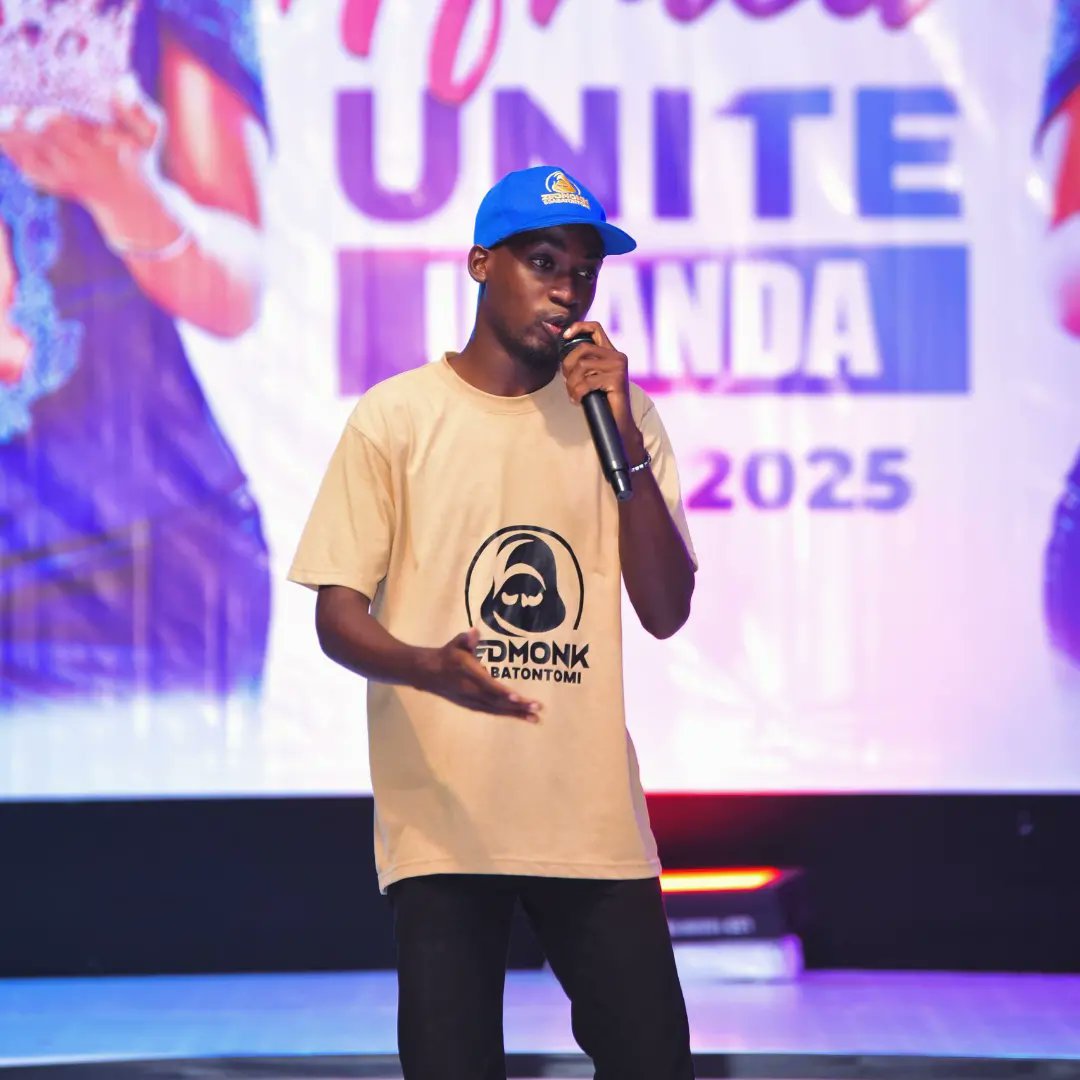Rapwithzedmonk's tweet photo. It was a pleasure to perfom at the @MissAfriunited grand finale.
Congratulations to all the queens that were crowned that day.
#ZedmonksWorldRecord
#75hoursofRap https://t.co/CSCDetaSZk