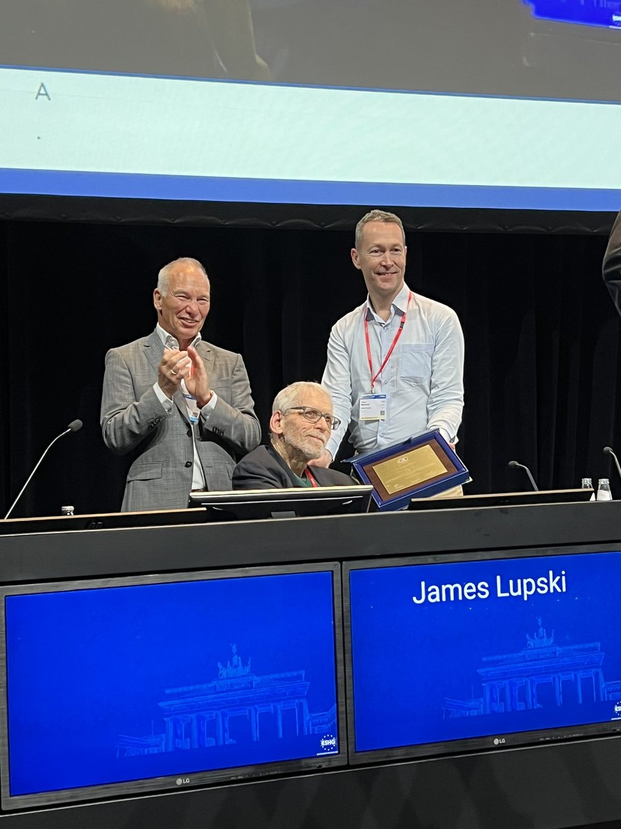 Alexander Hoischen tweet media