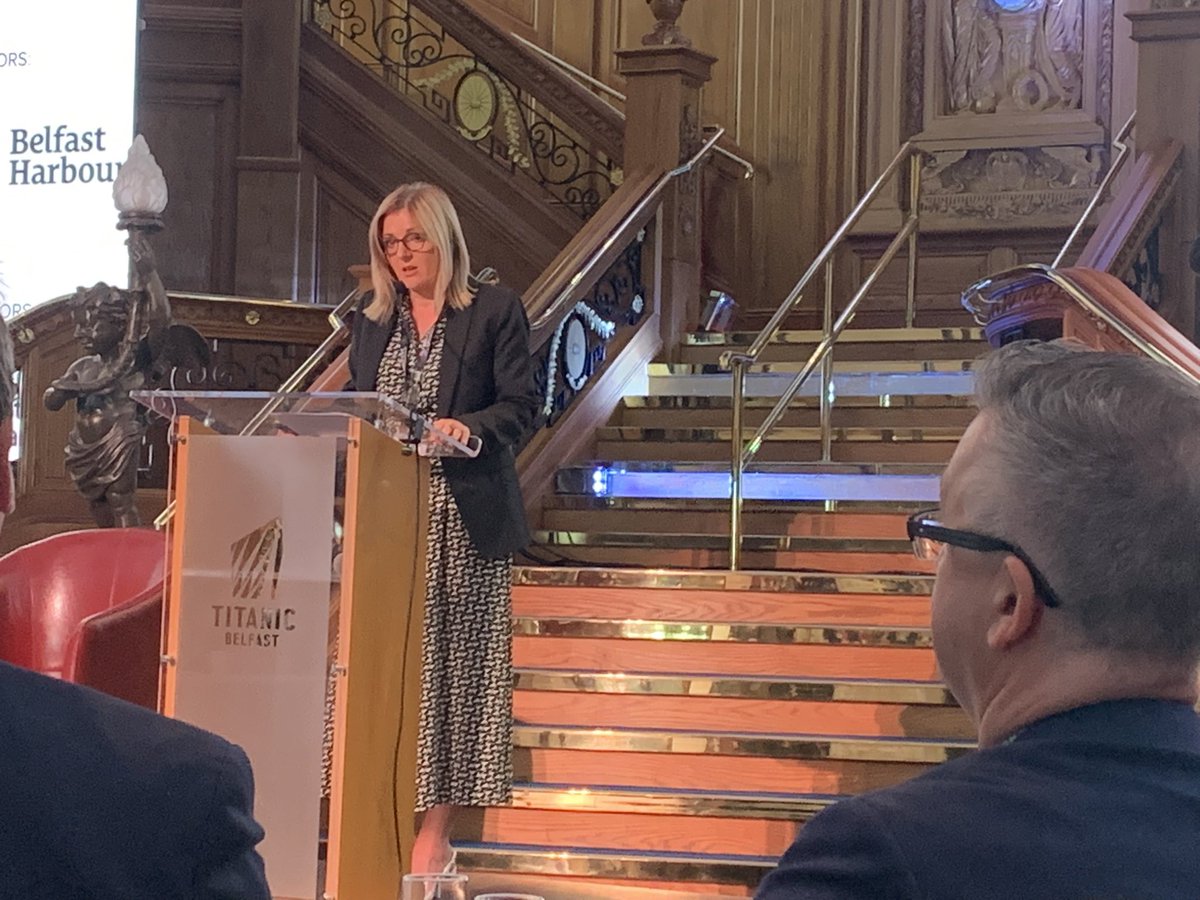 Laura O’Neill introducing autonomous public transport vehicle - Harlander - which will run between Sydenham rail stop along Queens Road to Catalyst - to the Belfast Forward 2024 conference. Exciting times for a Harbour project that demonstrates benefits of innovative partnerships
