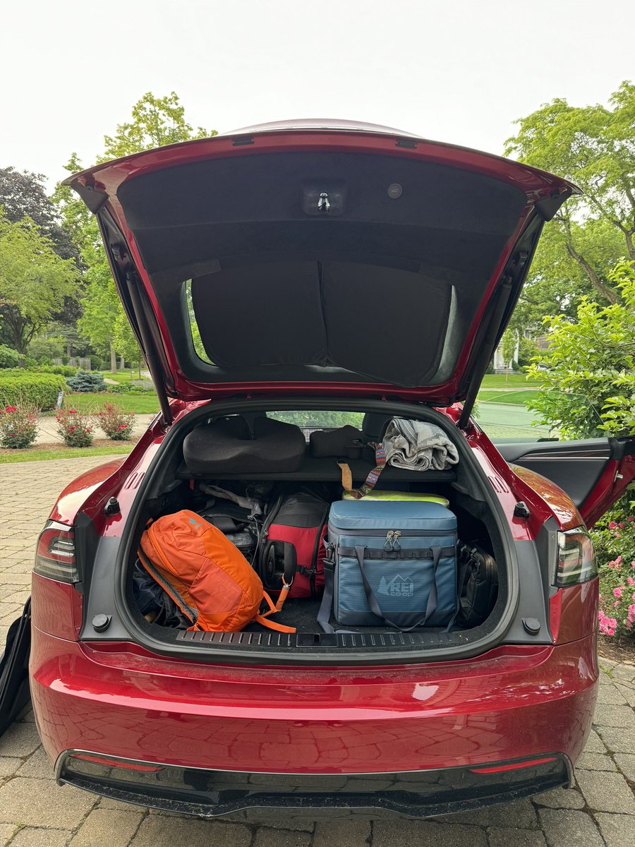 Lissa Sugeng tweet media